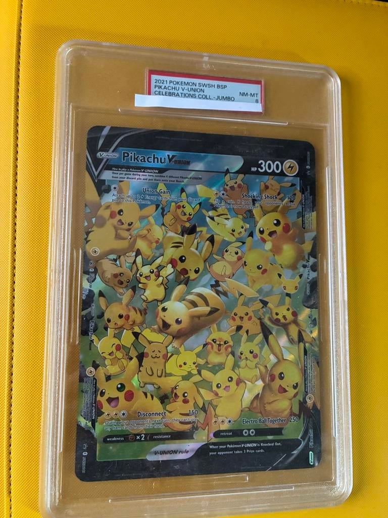 Pikachu V-union jumbo PSA 8 pop 52, Ophalen of Verzenden, Nieuw