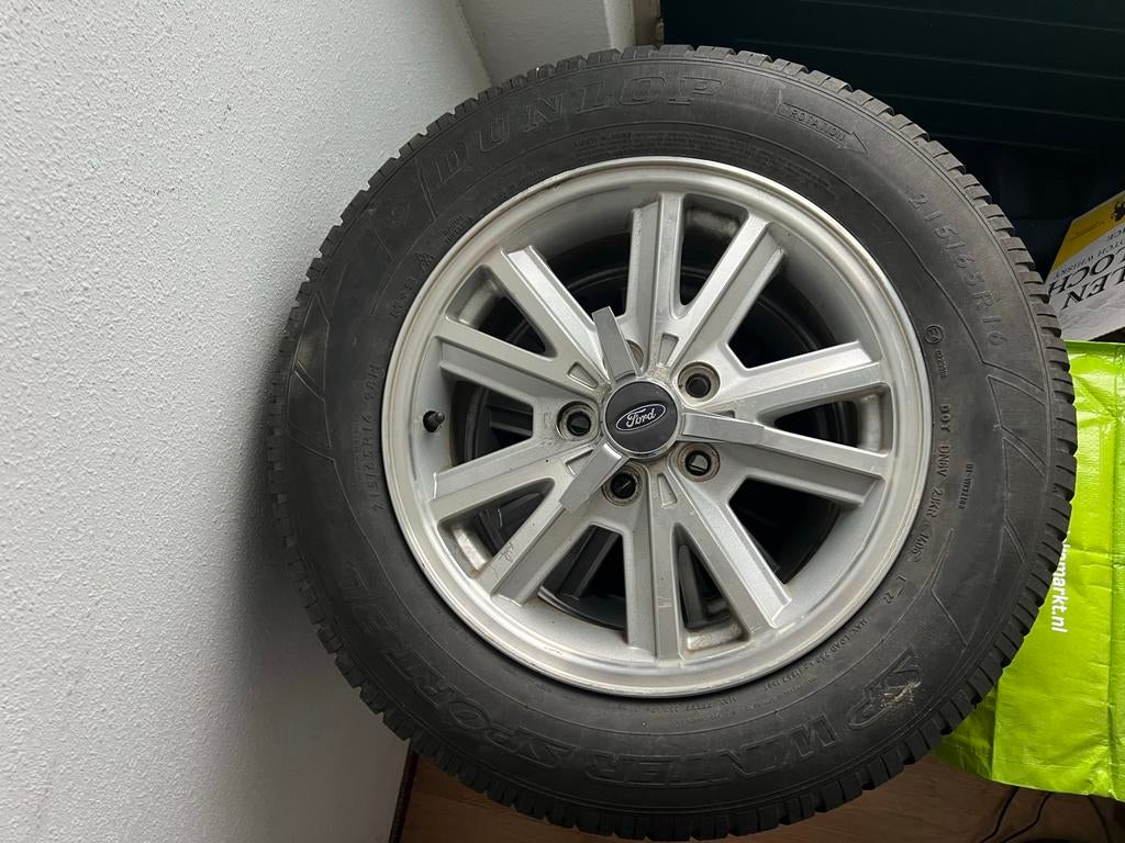 4x Ford Velg met Dunlop Winter Sport Banden 215/45R16, Auto-onderdelen, Banden en Velgen, 16 inch, Banden en Velgen, Personenwagen