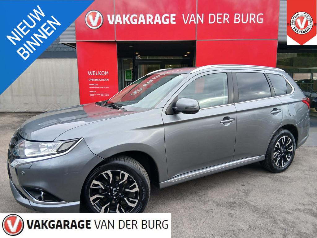 Mitsubishi Outlander 2.0 PHEV instyle, Stof, 4 cilinders, 1820 kg, Plug-in hybride