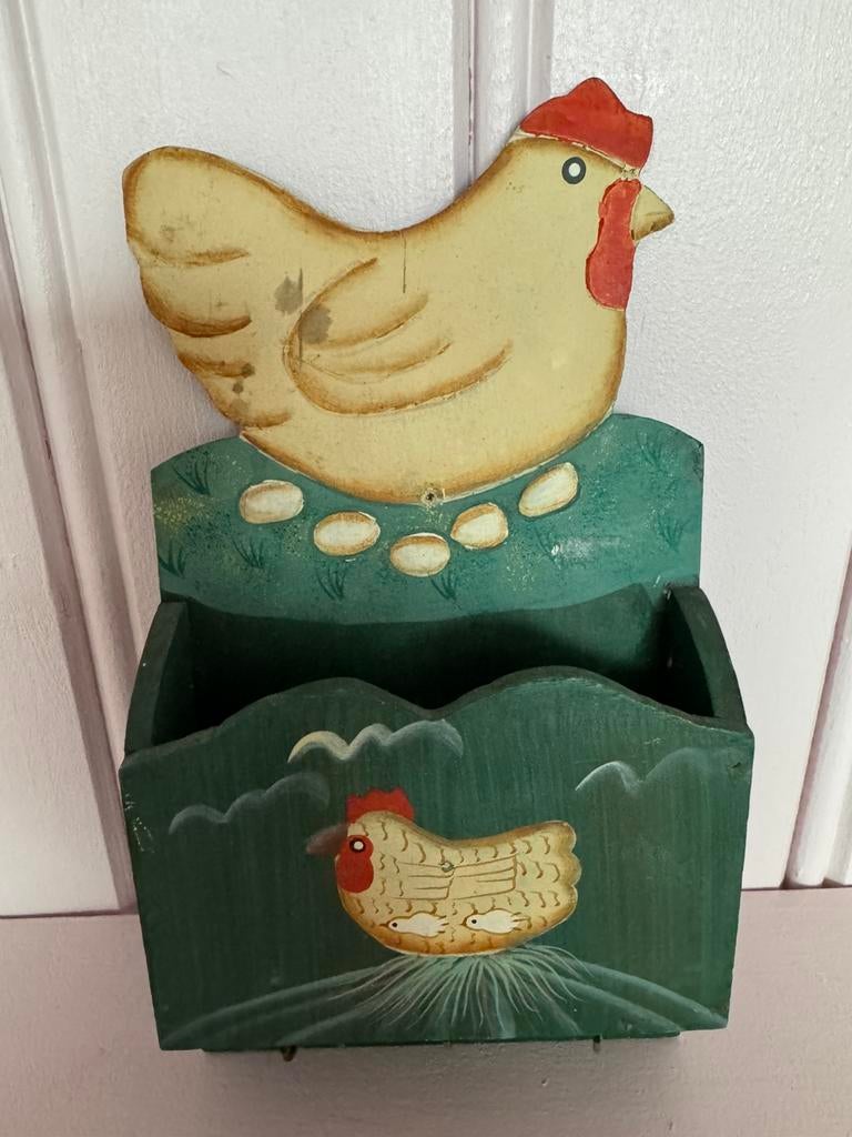 Vintage kastje met haakjes KIP, Ophalen of Verzenden