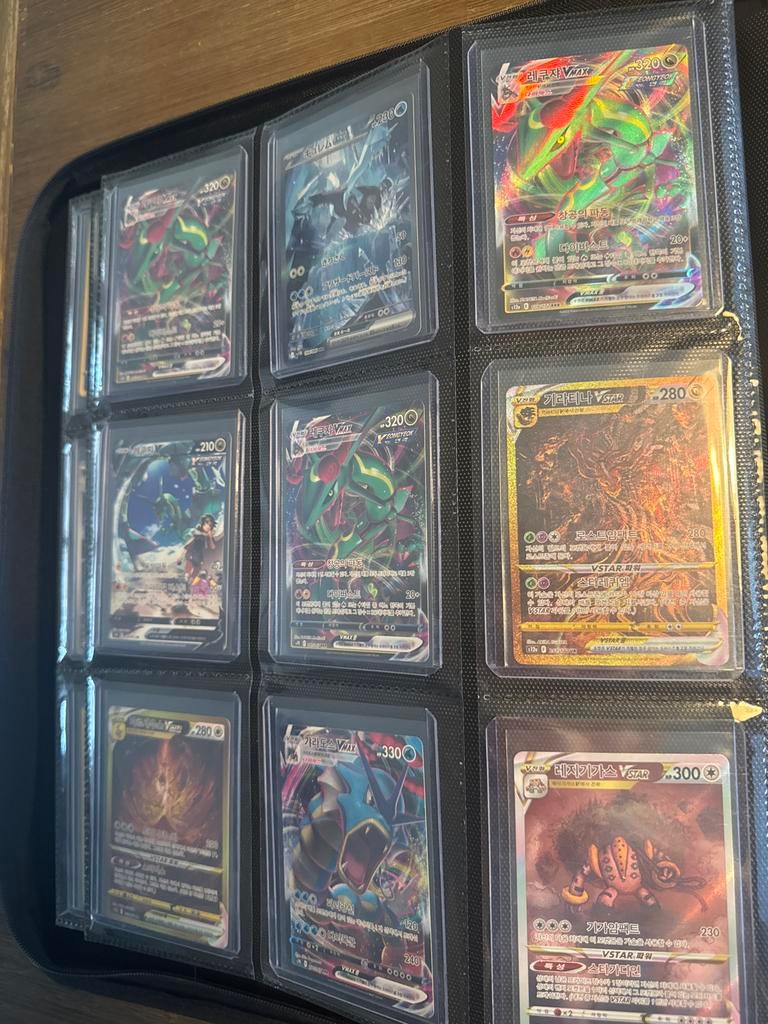 Koreaanse Pokemon collectie DEEL 1: Alt Art, IR & meer!, Ophalen of Verzenden, Zo goed als nieuw, Meerdere kaarten, Foil