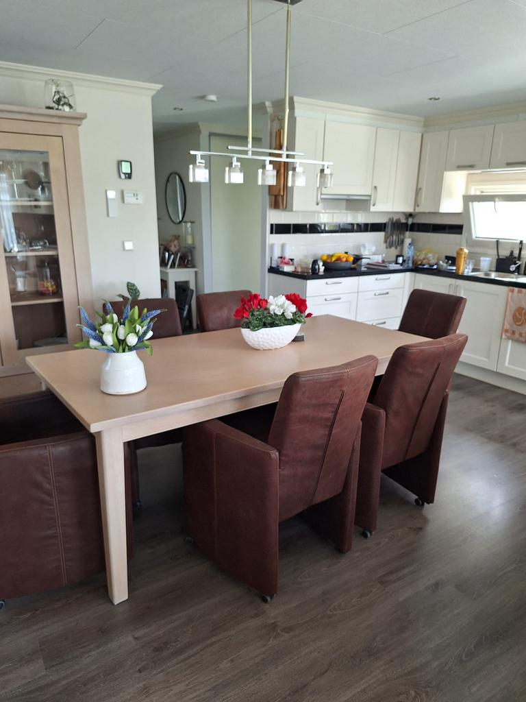 Eetafel inclusief 6 stoelen, Ophalen of Verzenden, Zo goed als nieuw, 4 tot 6 stoelen