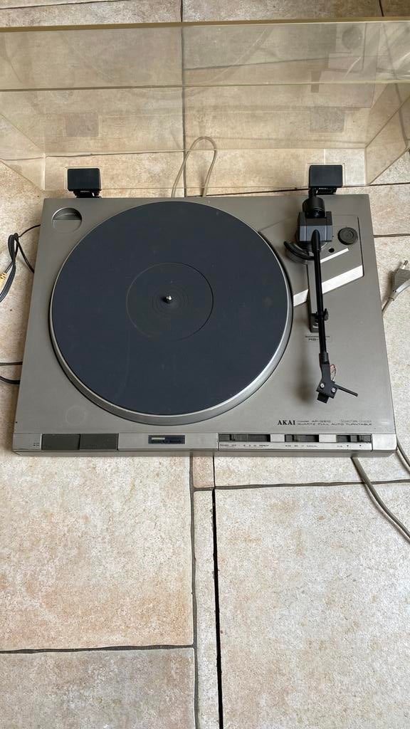 Akai  ap q 310 draaitafel, Ophalen, Zo goed als nieuw, Akai