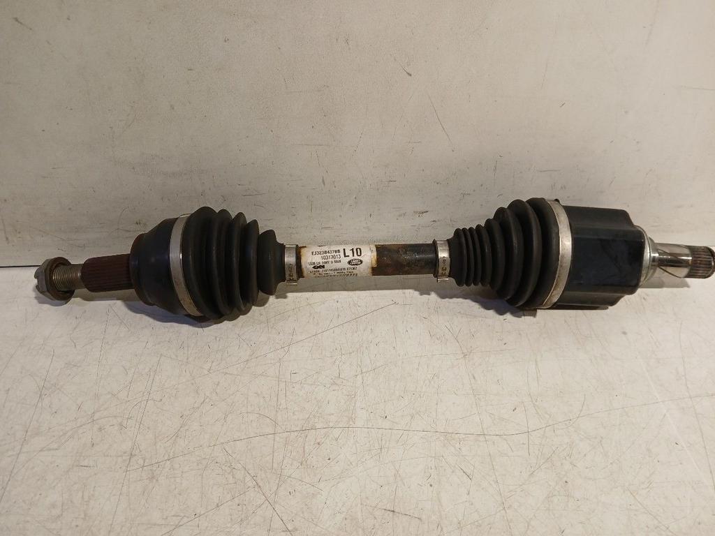 Aandrijfas links voor Land Rover Discovery, Onderdelen@venauto.nl, Van der Ven Autorecycling B.V., Ettenseweg 76, 4706 PB Roosendaal, The Netherlands