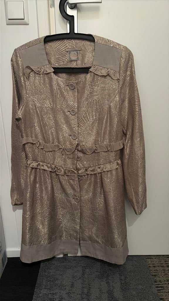 Nieuw chique goudkleurig vest / of dun jasje  mt s, Ophalen of Verzenden, Nieuw