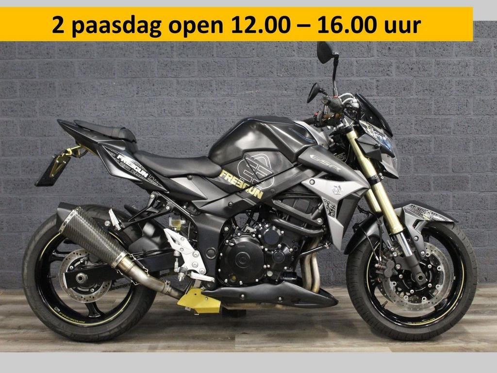 SUZUKI GSR 750 A (bj 2016) 48,331 km FREEGUN UITVOERING, SUZUKI, 4 cilinders, Motorrijbewijs A, Bedrijf