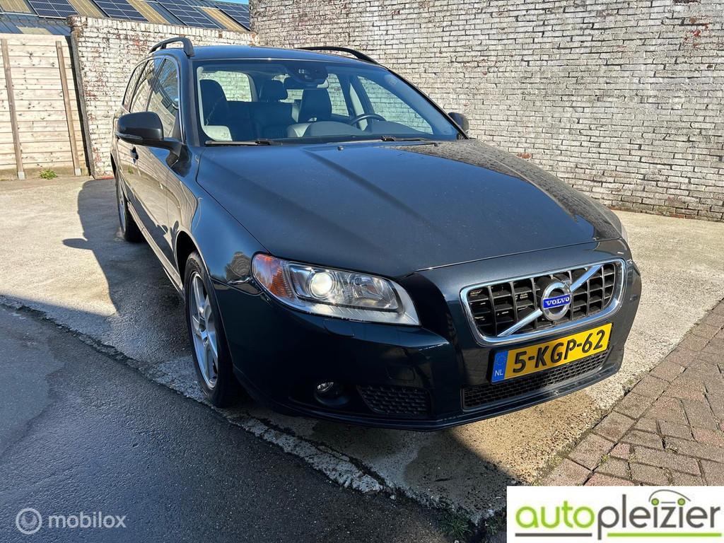 Volvo V70 1.6 T4 Nordic, trekhaak, leer automaat, Euro 5, 4 cilinders, 179 pk, 1600 kg
