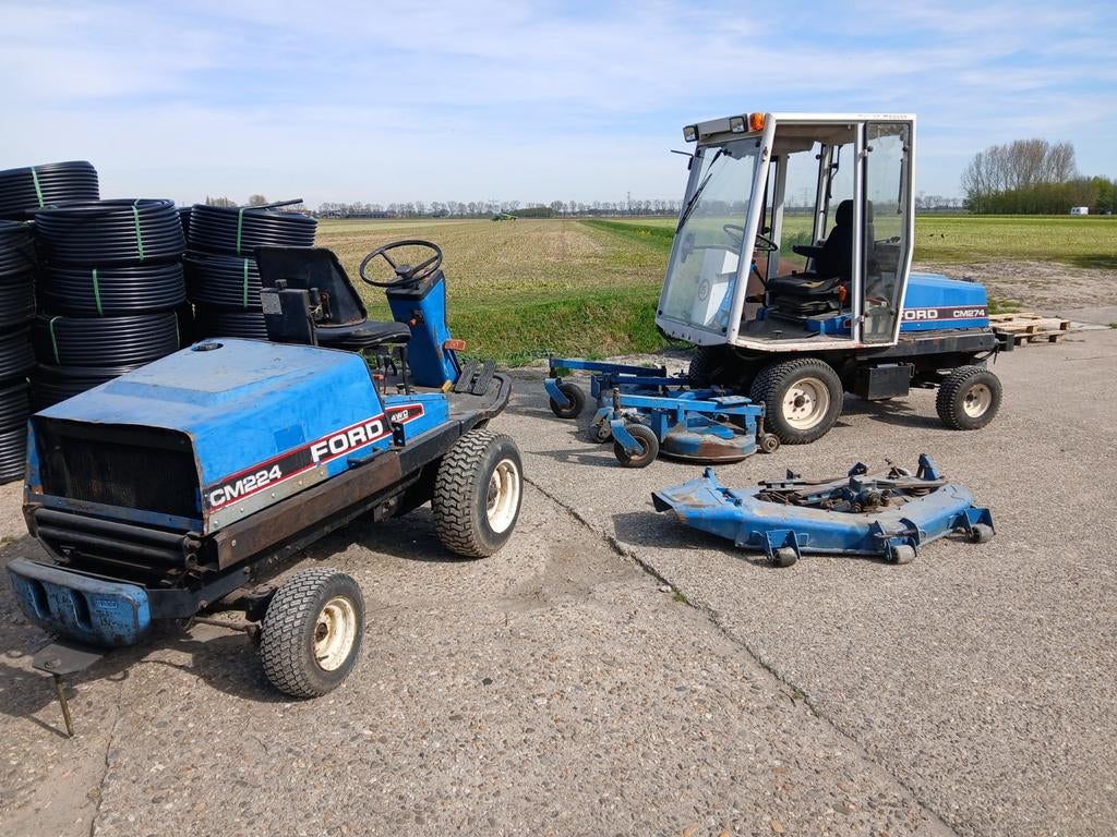 Ford zitmaaiers CM274 en CM224, Tuin en Terras, Zitmaaiers, Ophalen of Verzenden, Gebruikt, Ford, 120 cm of meer