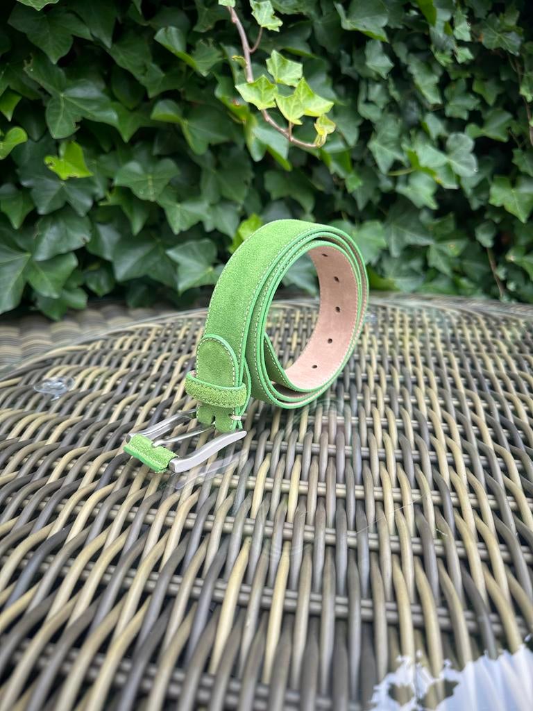 Castillo Valere suède riem | groen | 105 cm, Overige kleuren, Echt leder, Zo goed als nieuw, Riem of Ceintuur
