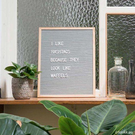 Funkk letterbord M grijs, Huis en Inrichting, Woonaccessoires | Tekstborden en Spreuken, Ophalen of Verzenden, Nieuw