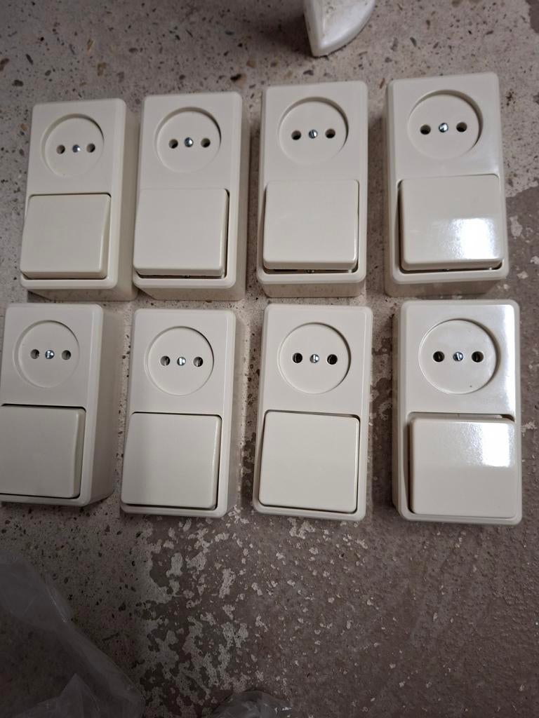 Jung AP600 opbouw crème  schakelmateriaal, Jung, -, -, Overige typen