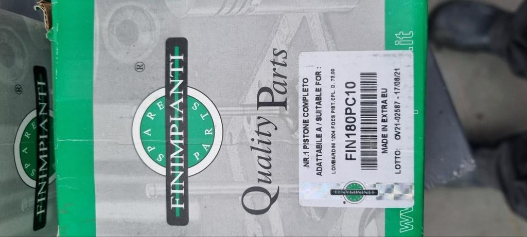 Nieuwe zuigers lombardini prijs is voor beide zuigers, Ophalen of Verzenden, 46 km of meer, Overige merken, 16 km/u of meer