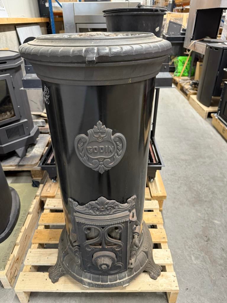 Grote Godin Houtkachel - Gebruikt, Ophalen, Info@kachelboer.nl, Gebruikt, Frankrijk