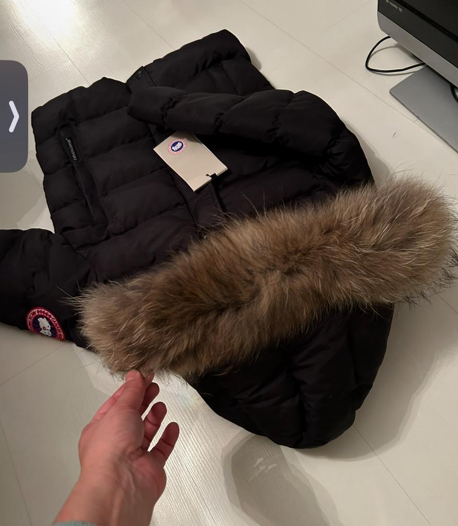 Winter jas Canada goose jas maat 9-10, Kinderen en Baby's, Ophalen, Nieuw, Meisje