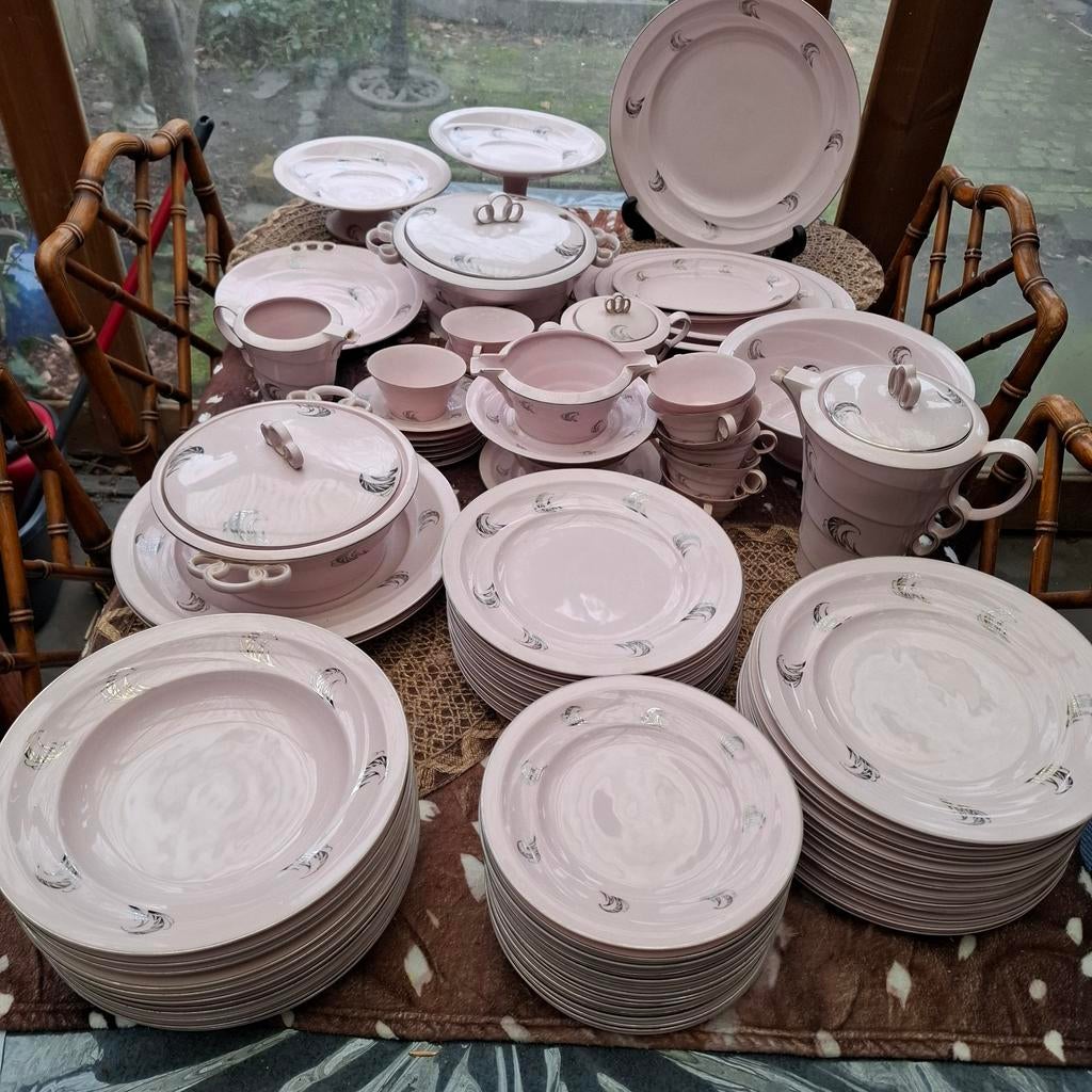 Porselein servies, Antiek en Kunst, Antiek | Servies compleet, Ophalen of Verzenden