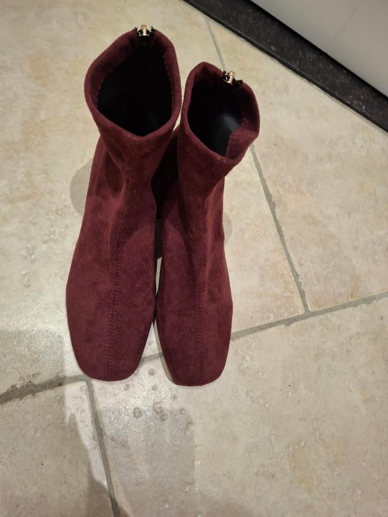 Bordeaux Laarsjes Maat 38 nieuw, Lage of Enkellaarzen, Nieuw, Ophalen of Verzenden, Rood