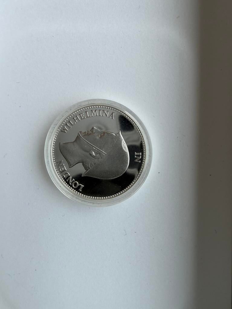 Wilhelmina in londen munt, Postzegels en Munten, Munten | Nederland, Ophalen of Verzenden, Koningin Wilhelmina