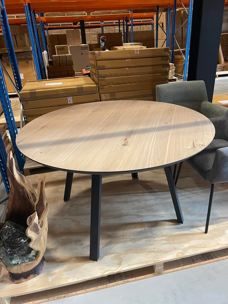 Ronde eiken tafels incl poot € 275,00 !!, 100 tot 150 cm, Rond, Ophalen of Verzenden, Zo goed als nieuw