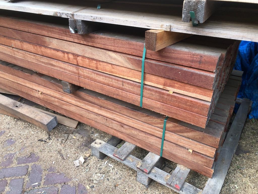 Hardhouten palen 4 meter superstrak tuinpalen, Ophalen, Palen, Nieuw, Hardhout