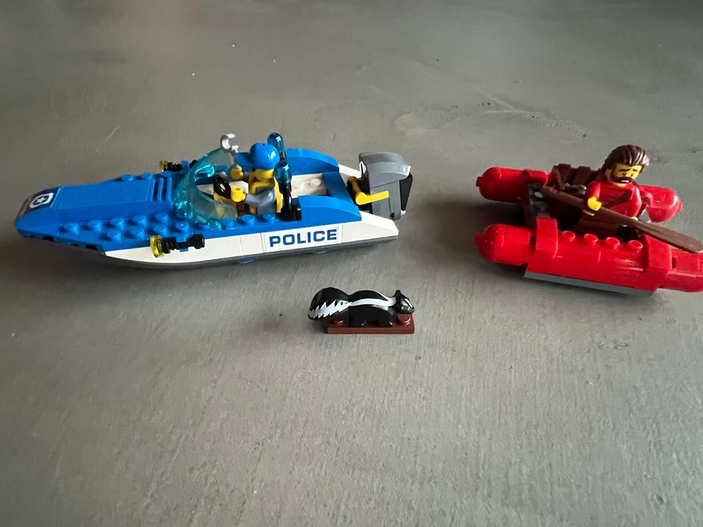 LEGO City Bergpolitie Wilde Rivierontsnapping 60176, Ophalen of Verzenden, Zo goed als nieuw, Complete set, Lego