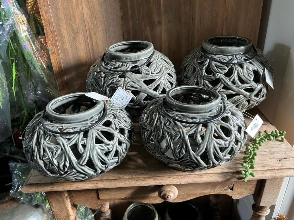 NIEUW set van 4 mooi uitgewerkte aardewerk windlichten, Huis en Inrichting, Woonaccessoires | Kandelaars en Kaarsen, Ophalen, Nieuw