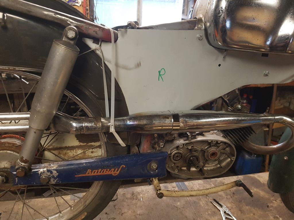 Batavus Gezocht hitte schild en rechter gereedschap bakje ., Ophalen of Verzenden, Uitlaat, Batavus