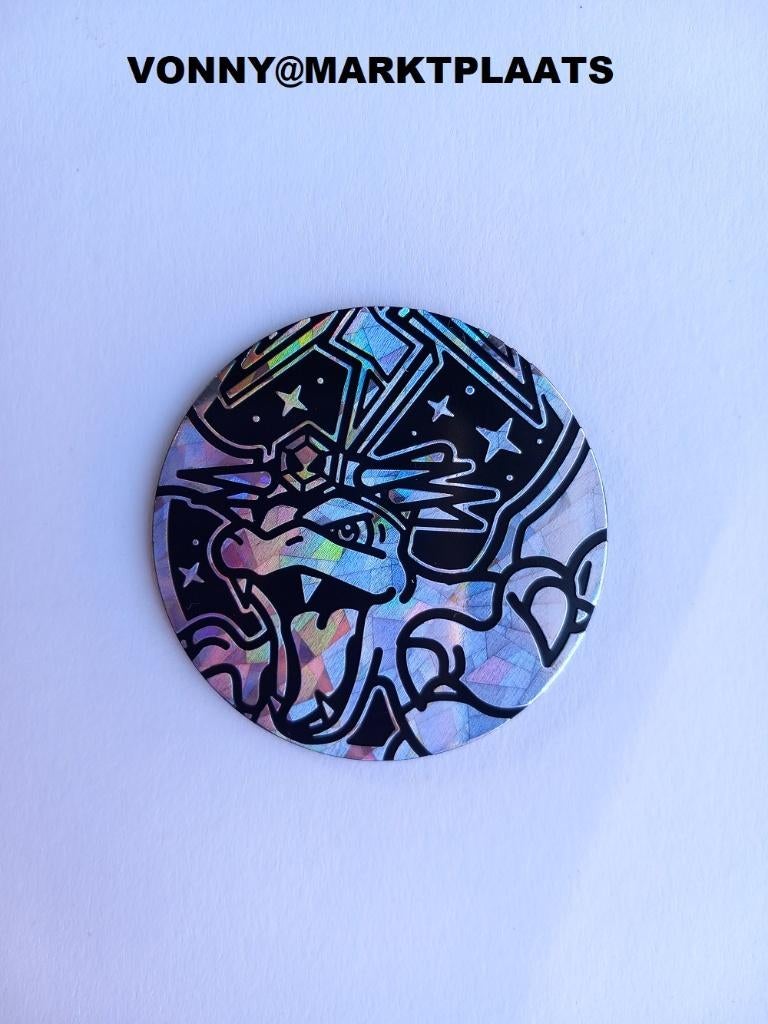 NIEUW! 1 Pokémon munt / coin van Terastal Charizard Silver, Ophalen of Verzenden, Nieuw, Overige typen