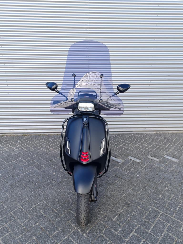 Vespa sprint, Ophalen of Verzenden, Zo goed als nieuw