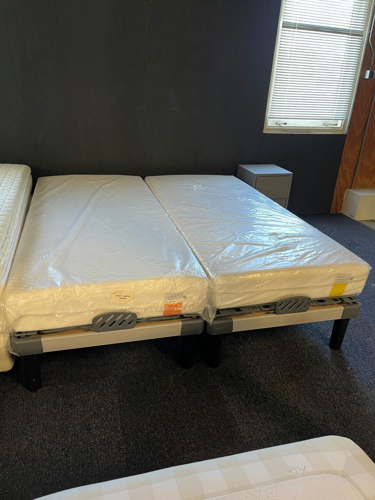 180x200 Elektrische tempur schotelbodems met matrassen