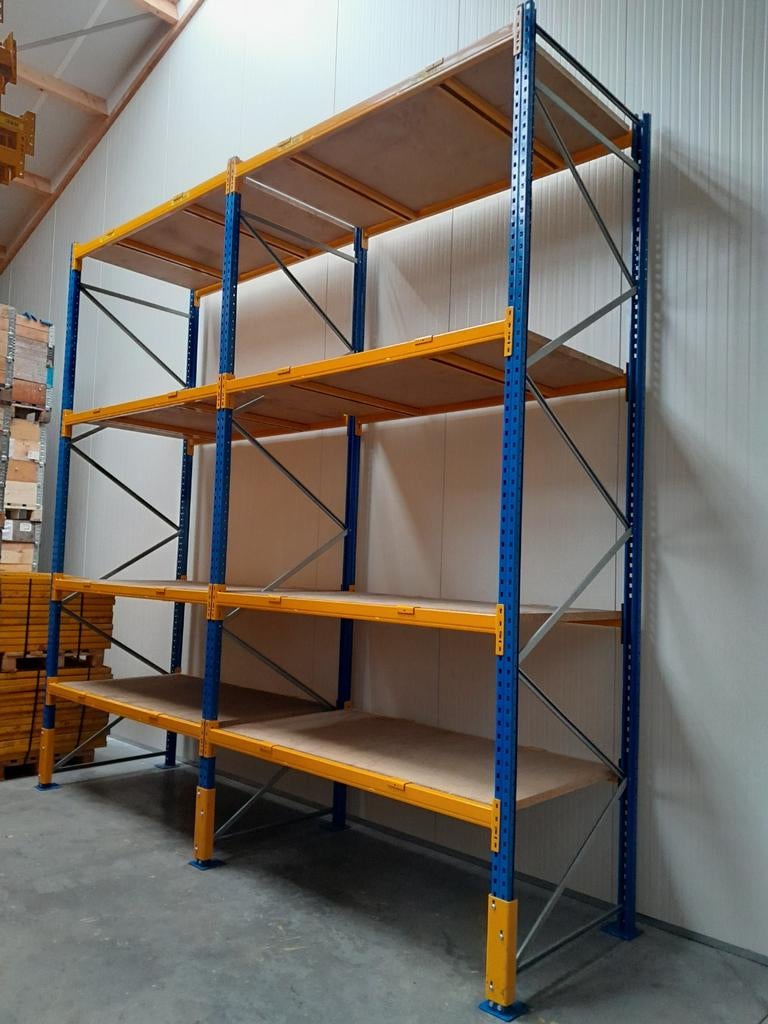 Esmena magazijnstelling palletstelling grote voorraad!, Ophalen