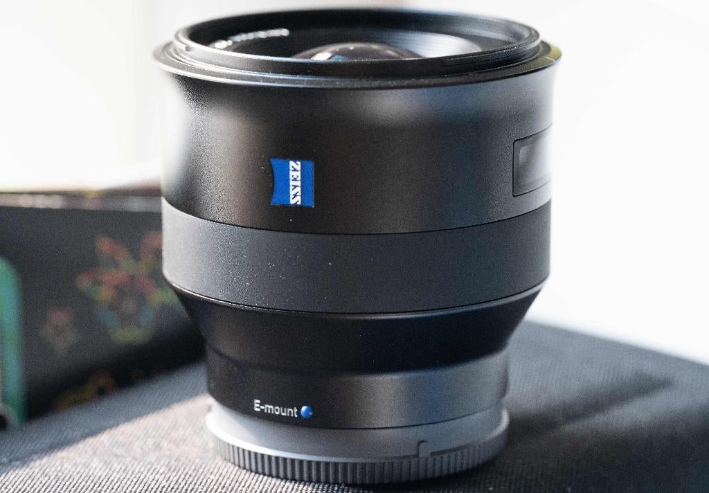 Zeiss Batis 25 f2, Ophalen of Verzenden, Zo goed als nieuw, Groothoeklens