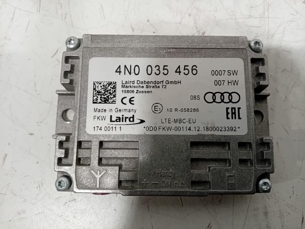 Antenne versterker Skoda Octavia, Auto diversen, Ophalen of Verzenden, Van der Ven Autorecycling B.V., Onderdelen@venauto.nl, Ettenseweg 76, 4706 PB Roosendaal, The Netherlands