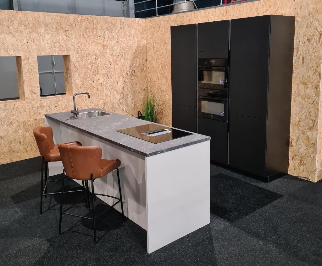 Eiland keuken, Huis en Inrichting, Keuken | Complete keukens, Ophalen, Zwart, Overige typen, Nieuw