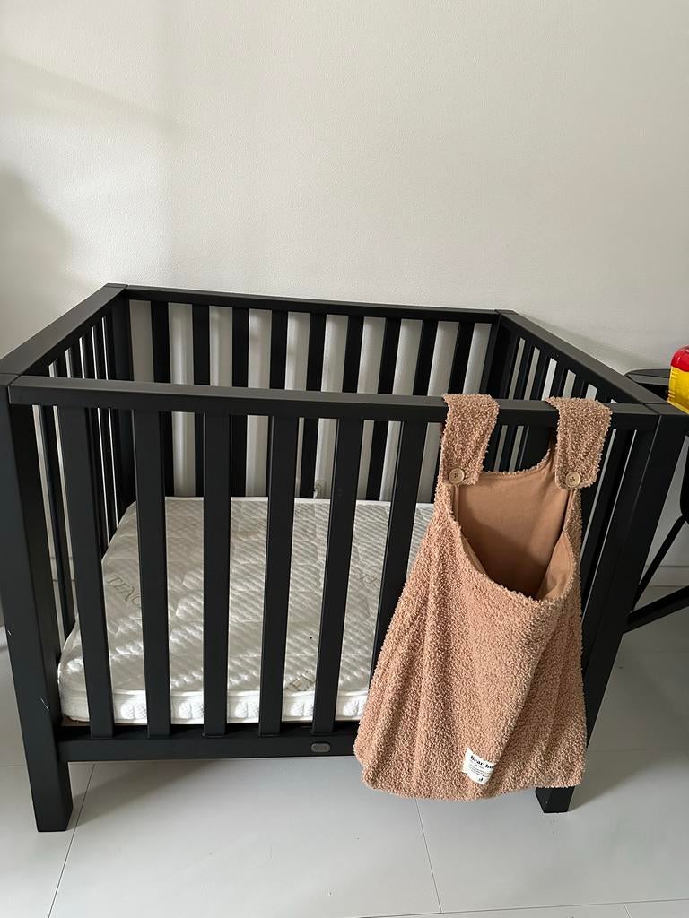 Bokszak Inc. Matras - Baby Wieg, Kinderen en Baby's, Ophalen, Gebruikt, Wieg