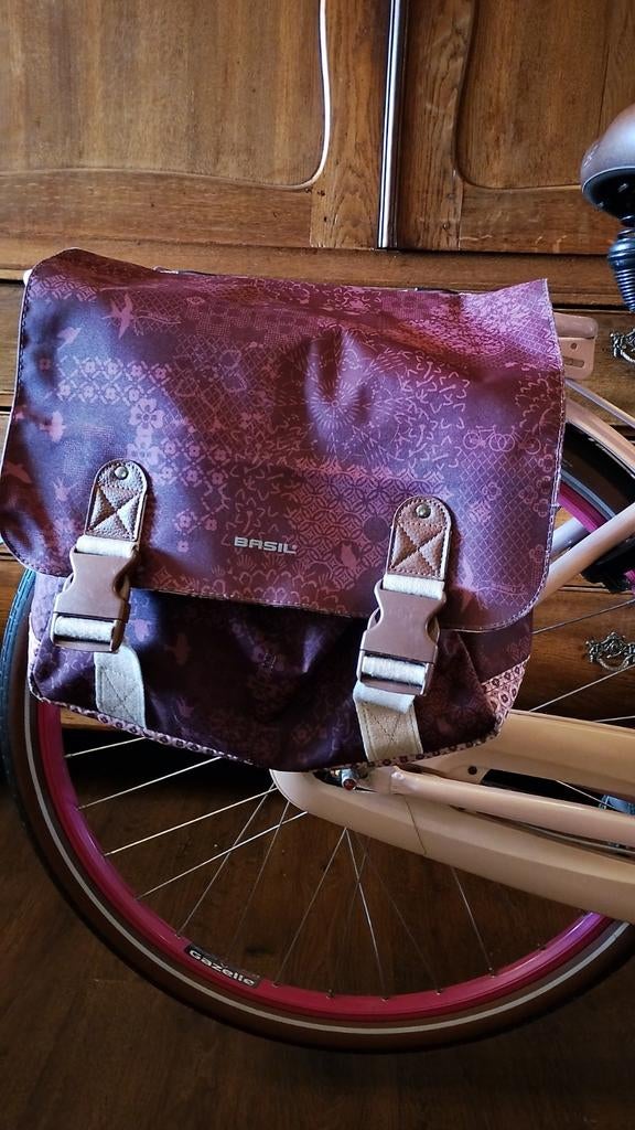 Basil fiets tas - Zo goed als nieuw, Ophalen of Verzenden, Zo goed als nieuw, Basil