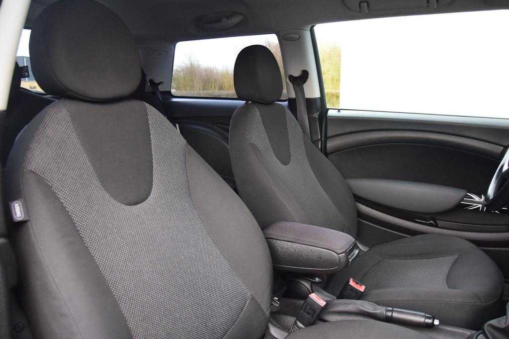 MINI Mini 1.4 One Pepper Airco Priv/Glass (bj 2008), Voorwielaandrijving, Stof, Gebruikt, Zwart