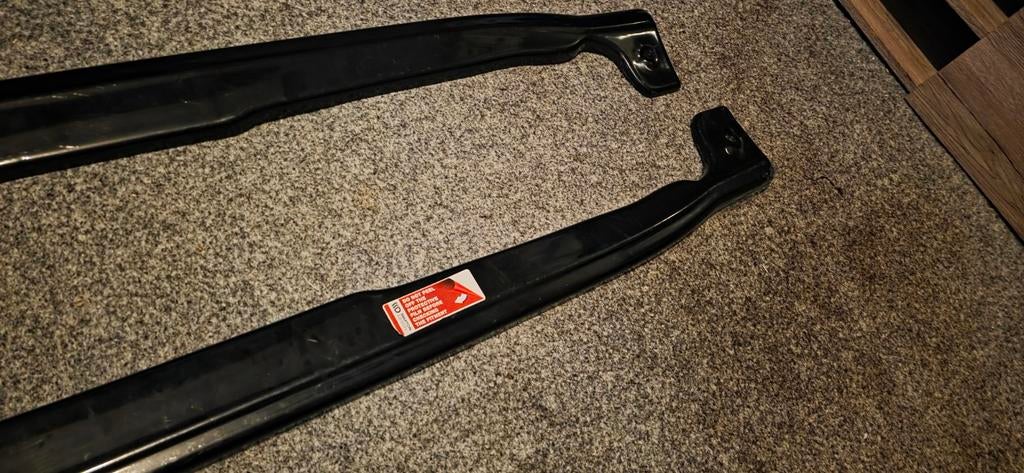 Zijskirts Volvo V40, Ophalen of Verzenden