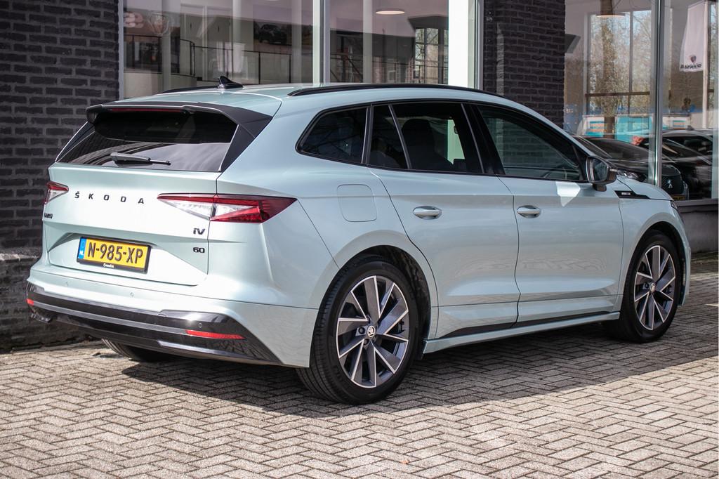 Skoda Enyaq iV 60 Sportline | SOH 89%| Apple cp/Android auto, Achterwielaandrijving, Gebruikt, Zwart, 179 pk