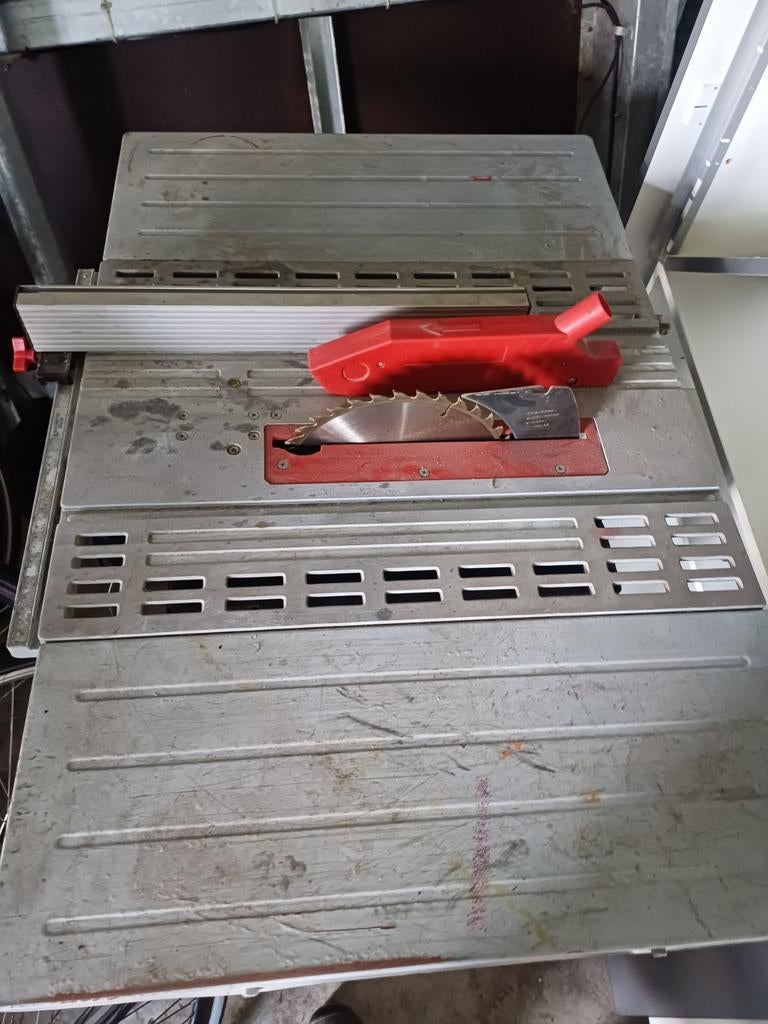 Zaagtafel, Ophalen, Cirkelzaag, Einhell, 30 tot 70 mm