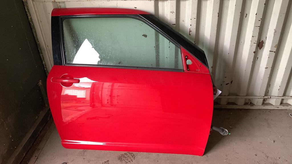 Rechter portier Suzuki Swift 1.3 GA van 2005, Auto-onderdelen, Gebruikt, -, Deur, -