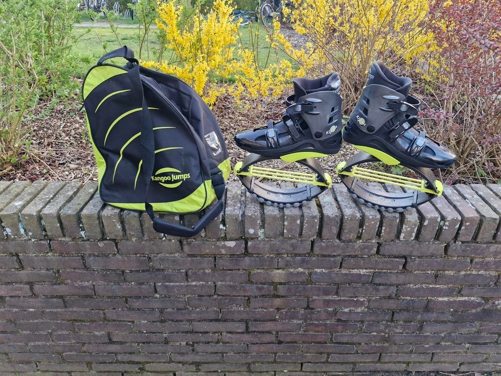 Kangoo Jumps schoenen maat 44, Ophalen of Verzenden, Zo goed als nieuw
