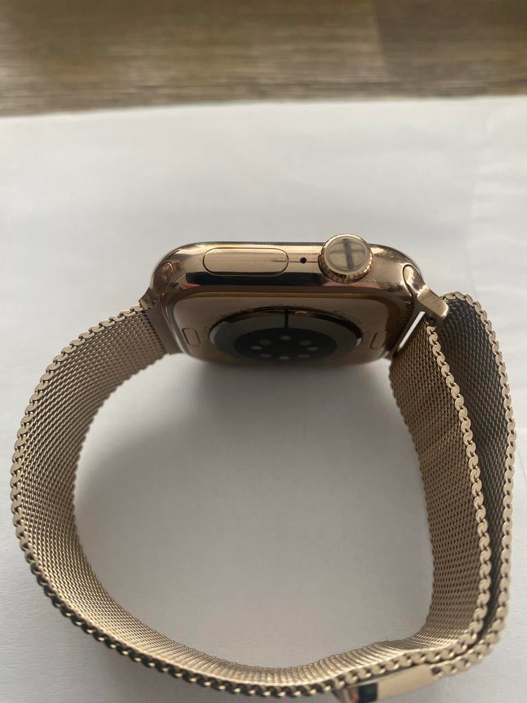 Apple Watch 11 Titanium , Goud met Milanees bandje (42mm), Sieraden, Tassen en Uiterlijk, Smartwatches, Ophalen, Conditie, Geel