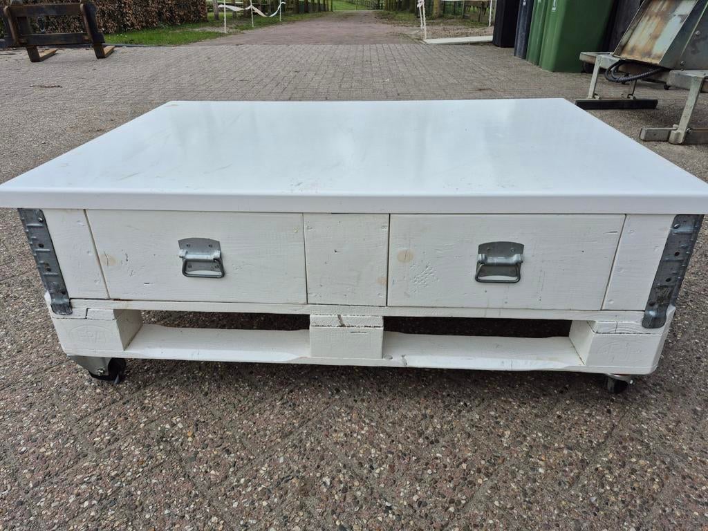 Unieke salontafel van pallet met lades en wielen, Overige houtsoorten, Gebruikt, 100 tot 150 cm, Industrieel, Rustiek, Upcycled