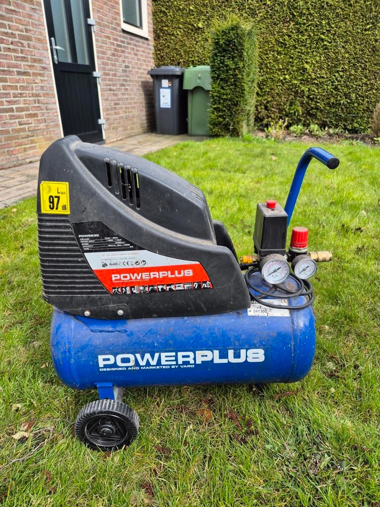 Powerplus compressor, Ophalen, Gebruikt, 6 tot 10 bar, Minder dan 200 liter/min