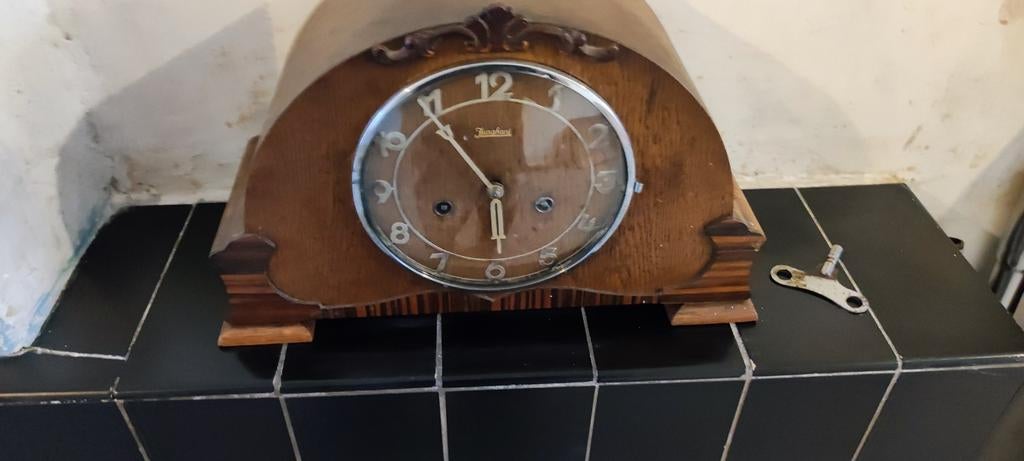 Junghans pendule, Ophalen of Verzenden