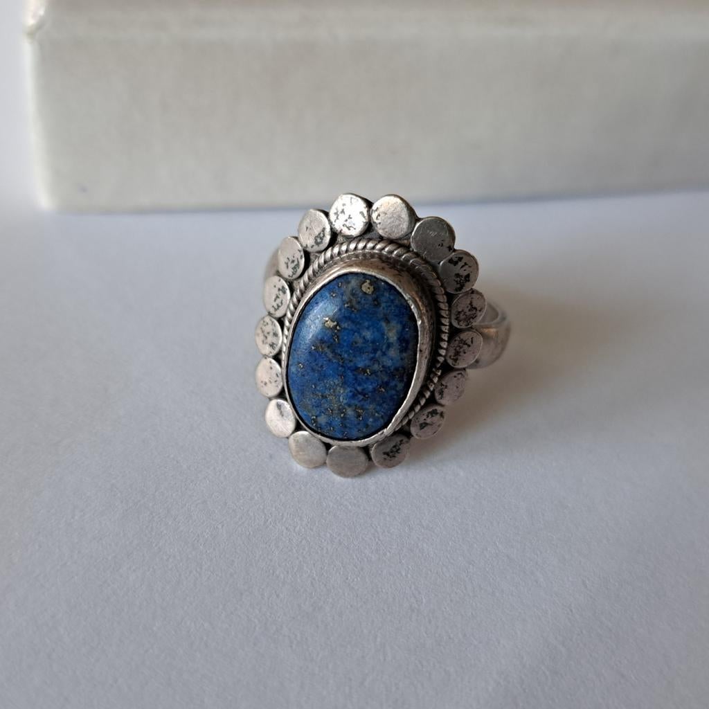 Oud oosterse ring lapis lazuli steen zilver, Verzenden, 19 tot 20, Dame, Zilver