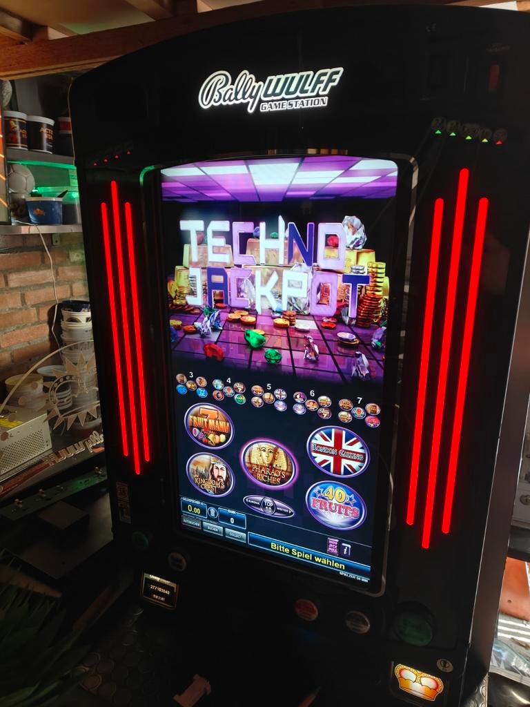 Casino in huis? Bally Wulff gokkasten te koop!, Euro, Ophalen, Zo goed als nieuw, Met sleutels