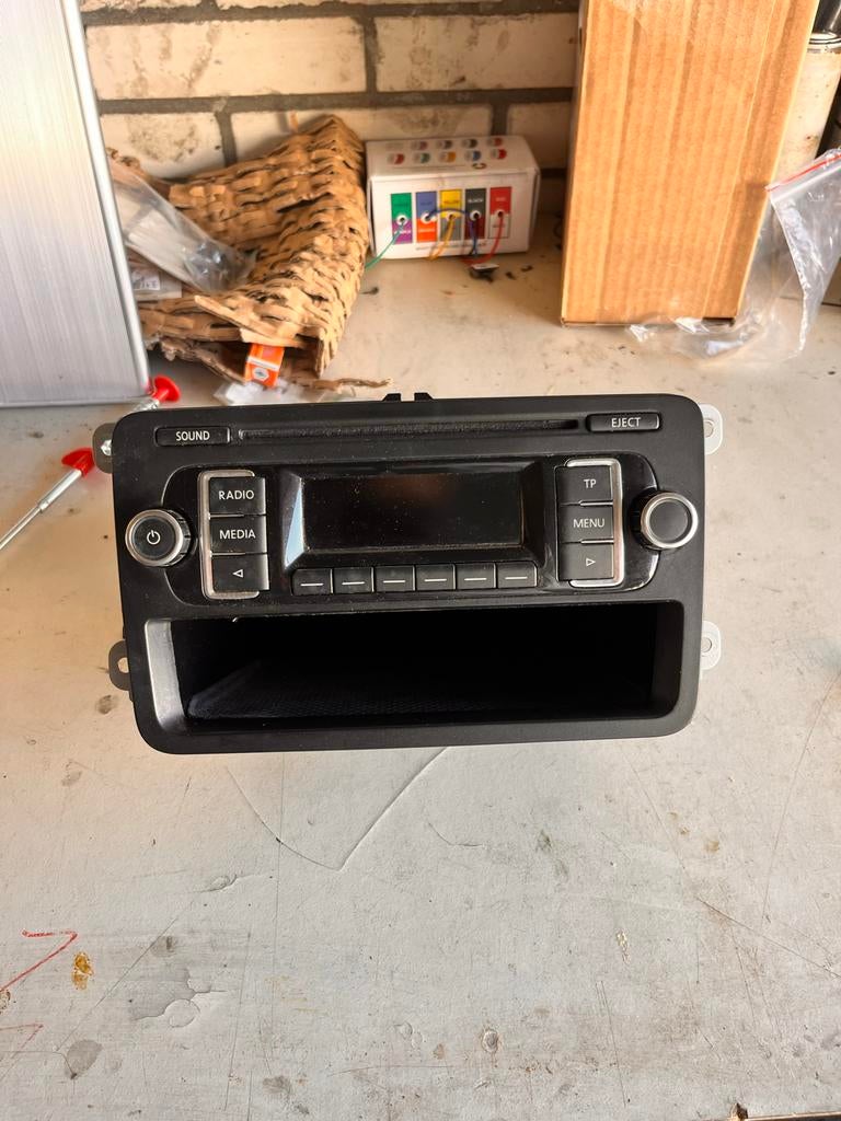Volkswagen Polo autoradio origineel, Ophalen of Verzenden, Zo goed als nieuw