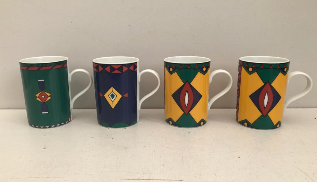 Vintage Kahla " Change Memphis " 4 x Mokken Bekers, Overige typen, Ophalen of Verzenden, Zo goed als nieuw, Overige stijlen