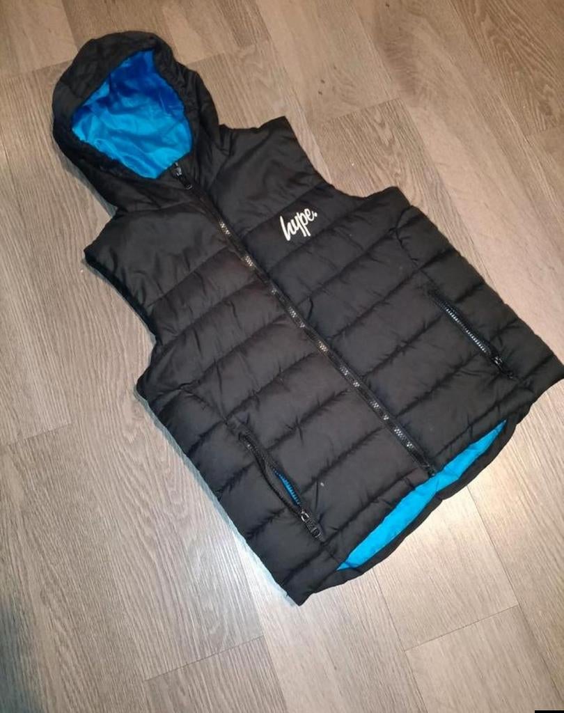 Stoere zwarte Hype bodywarmer - Maat 11/12 jaar, Ophalen of Verzenden, Zo goed als nieuw, Hype, Jongen of Meisje